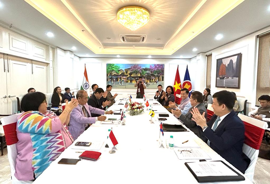 Navigating Economic Events